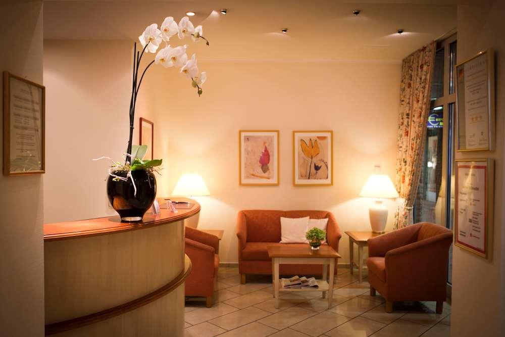 Hotel Borchers 첼레 내부 사진